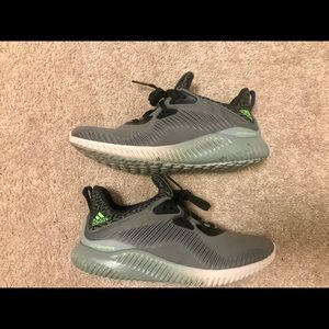 Adidas Womens Alphabounce